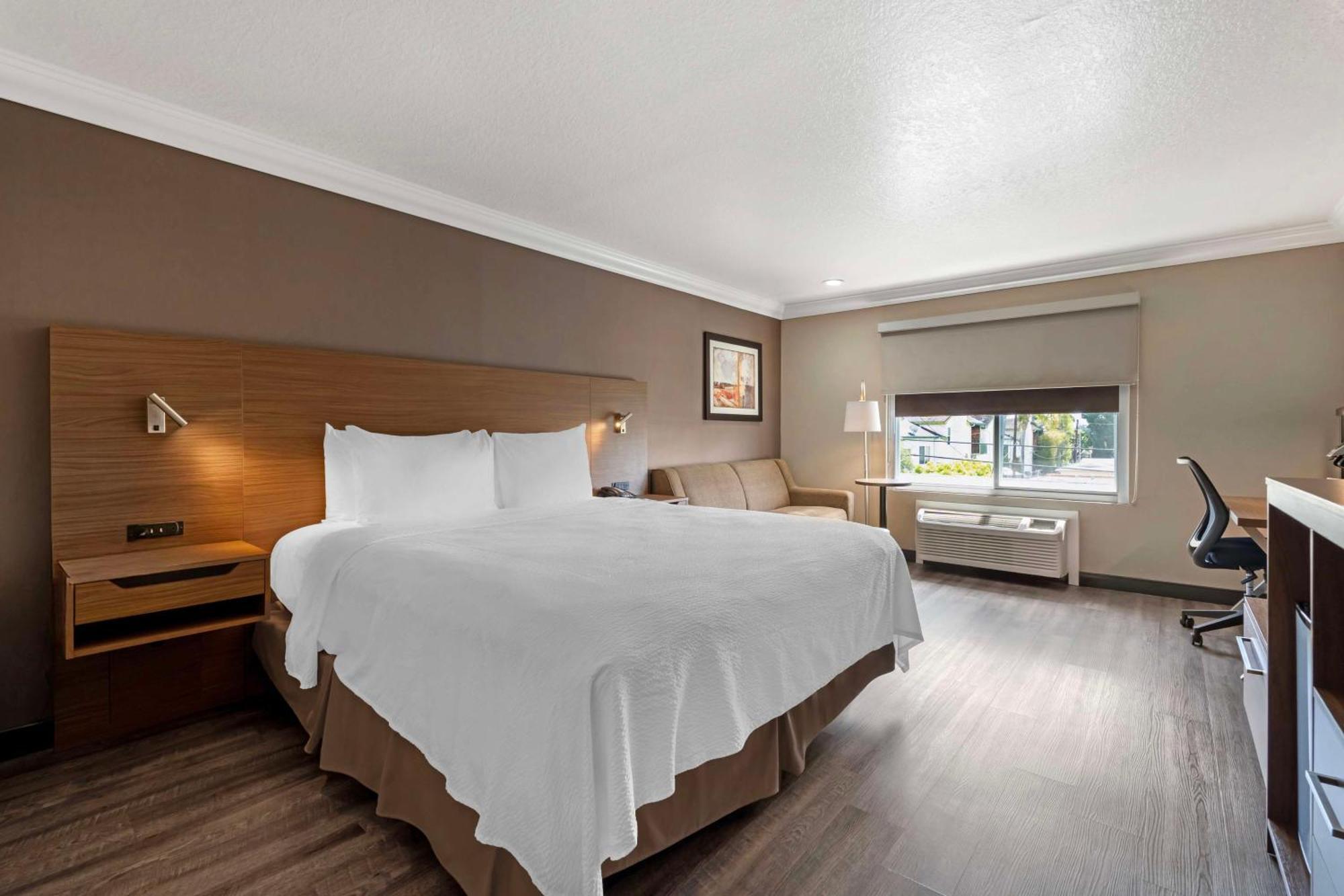 Best Western Plus Newport Mesa Inn Costa Mesa Exteriör bild