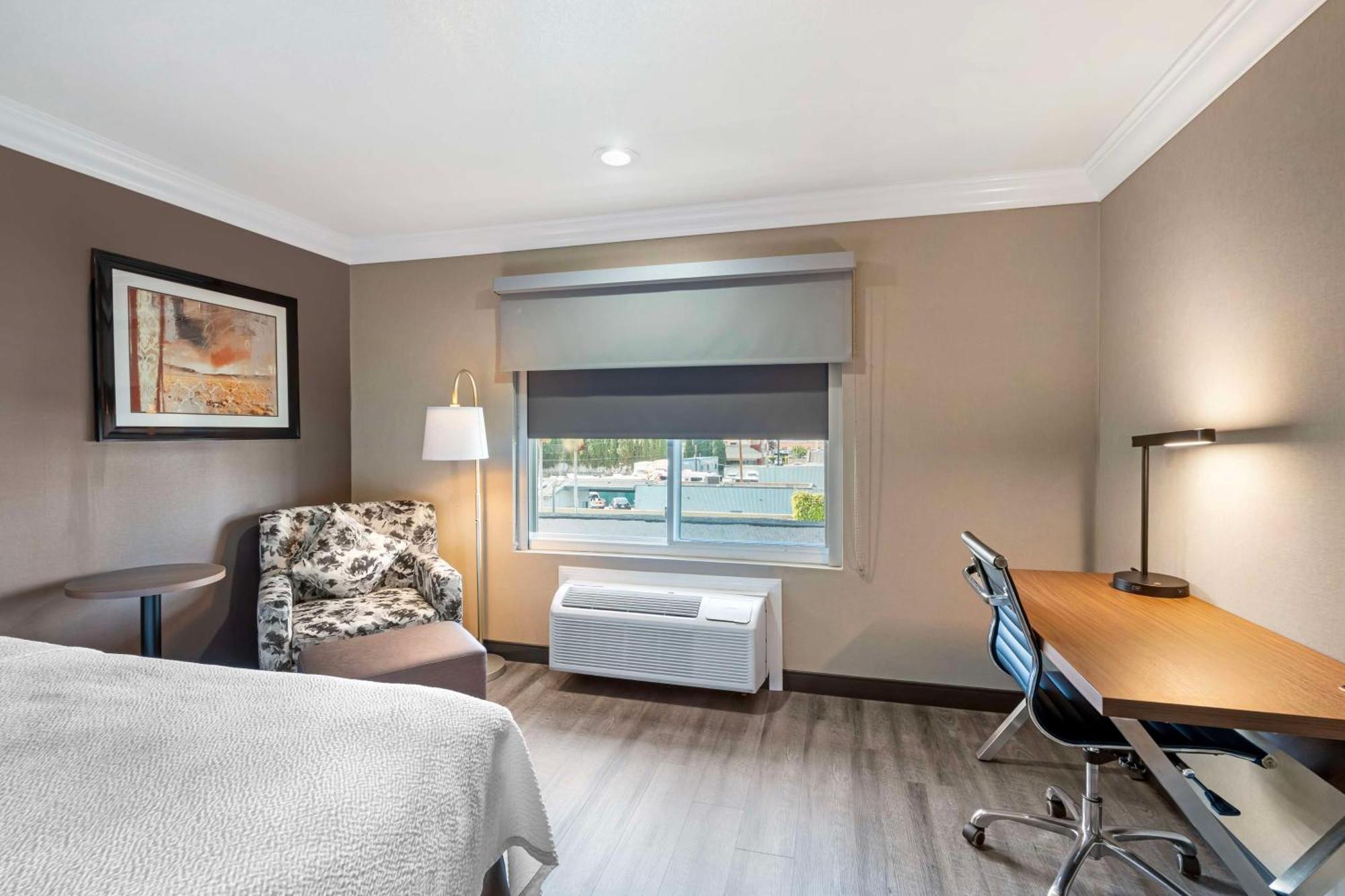 Best Western Plus Newport Mesa Inn Costa Mesa Exteriör bild